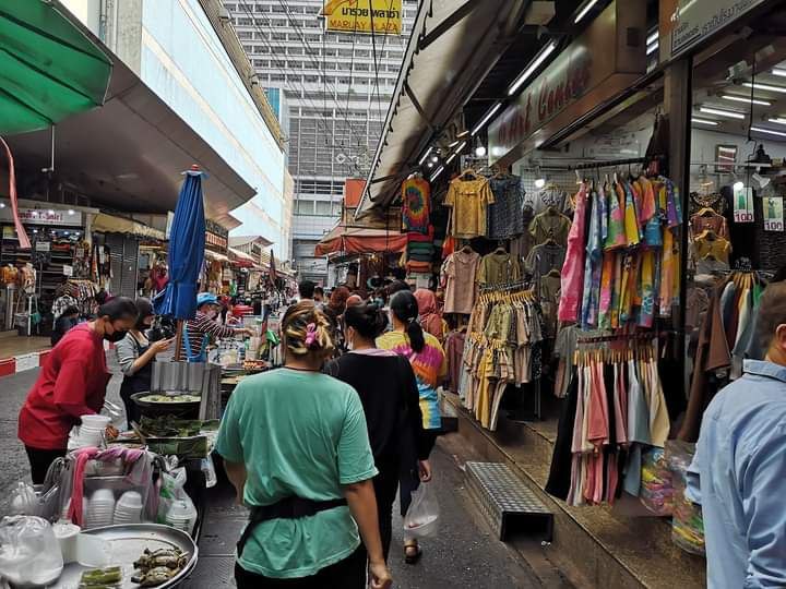 Pratunam Market