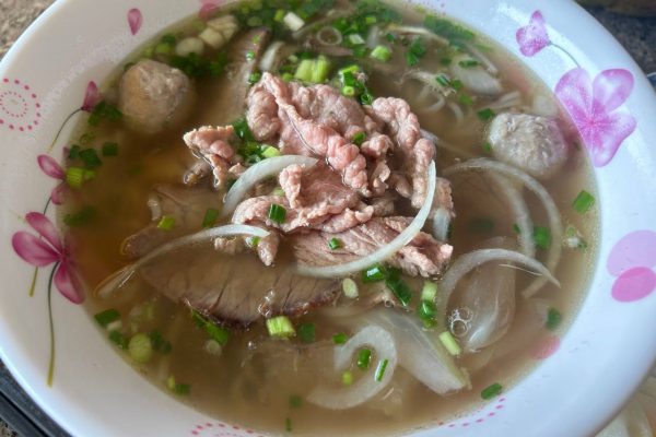 What is Pho Thap Cam Db