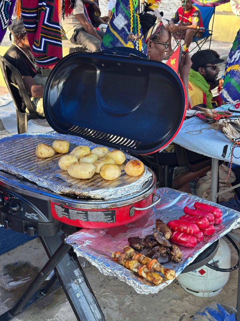 Street Food Ela Beach