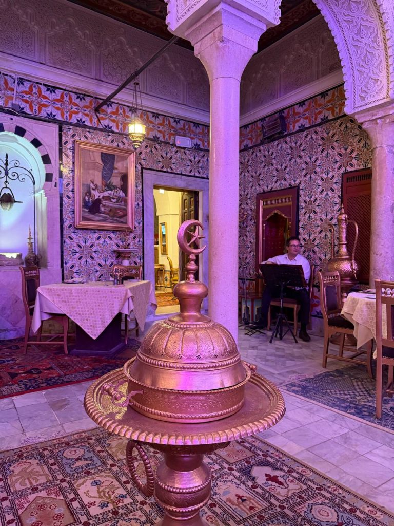 estaurant Essaraya