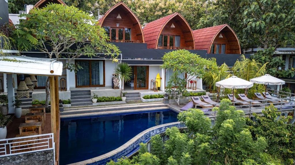 Uluwatu Guide