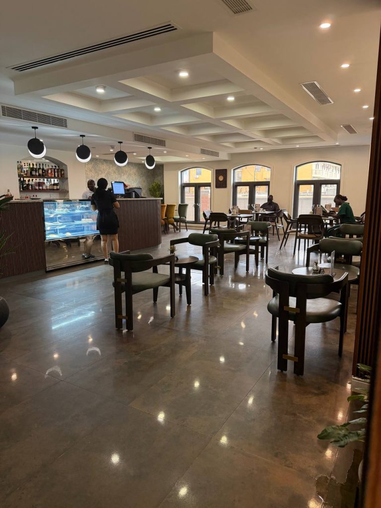 Yam Hotel