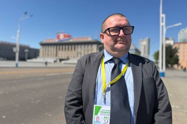 Pyongyang Goes Cashless